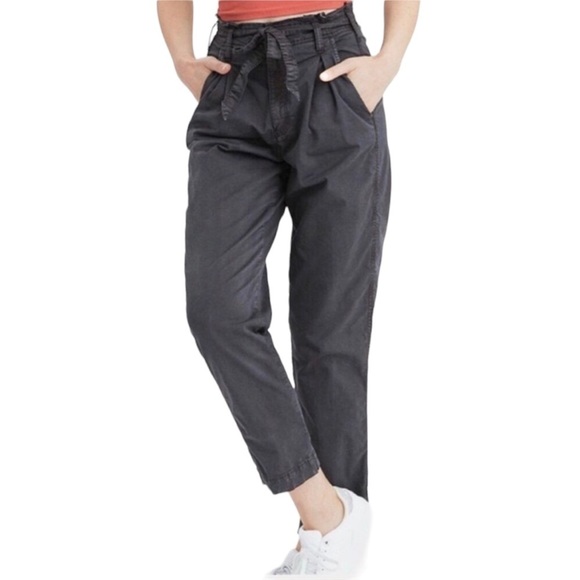 AMERICAN EAGLE Cropped High Waist Tied Waist Pants - Picture 1 of 11
